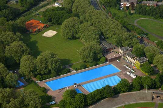 Das Bild zeigt das Gladbecker Freibad